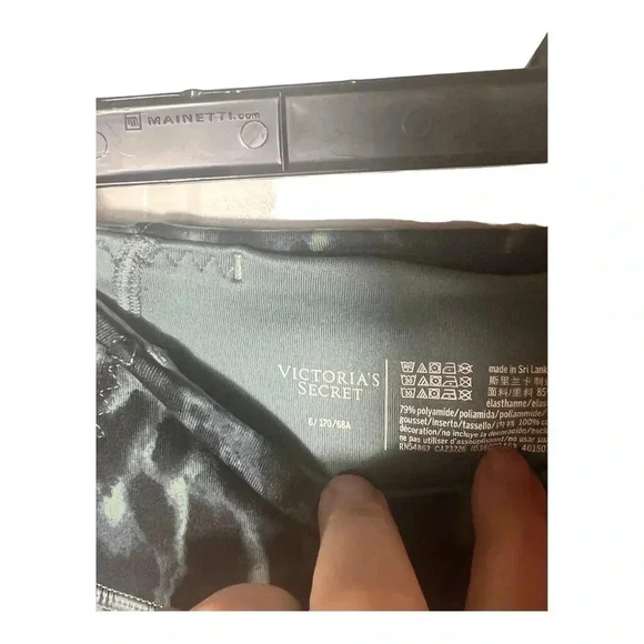 1912. VICTORIA’S SECRET LEOPARD PRINT MESH PANEL LEGGINGS SIZE 6 GREEN/BLACK‎ - Picture 4 of 7